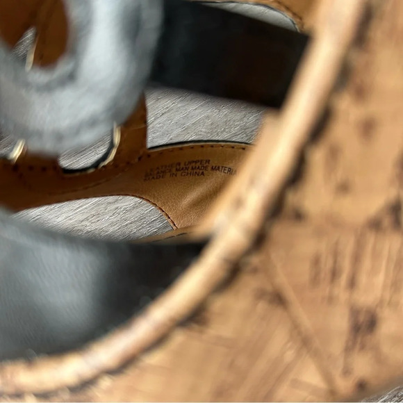 BOC Born Concept Black Leather Wedge Heels Sandals - Picture 10 of 16